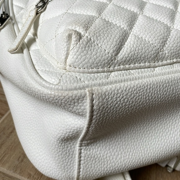 + CLAIRE’S + Quilted Faux Leather Backpack - Picture 5 of 15
